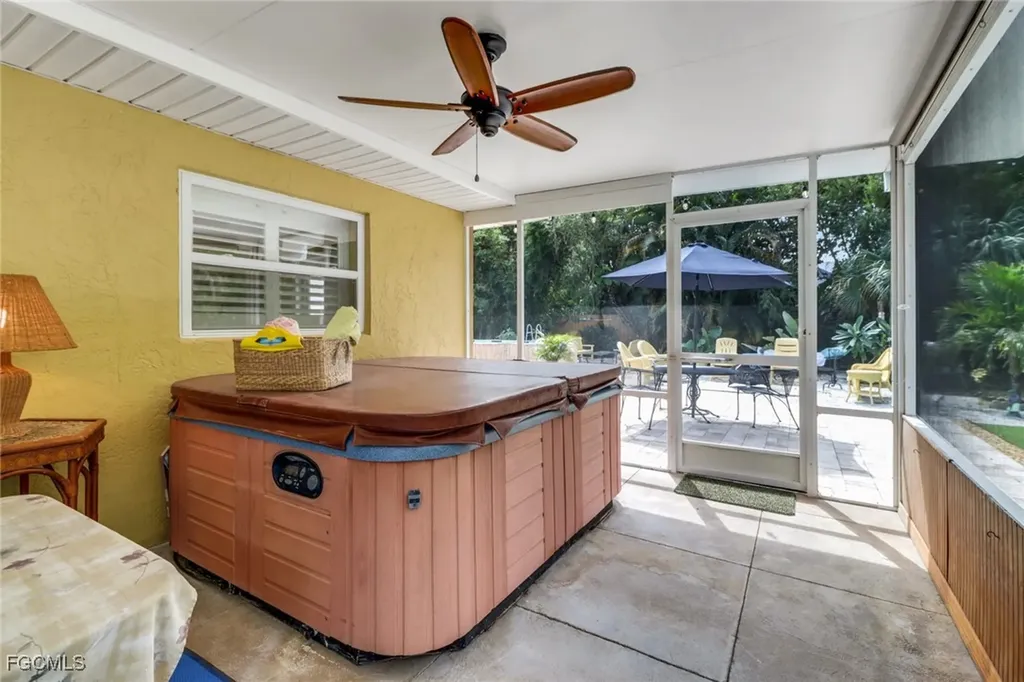 24 5th Street Bonita Springs FL 34134