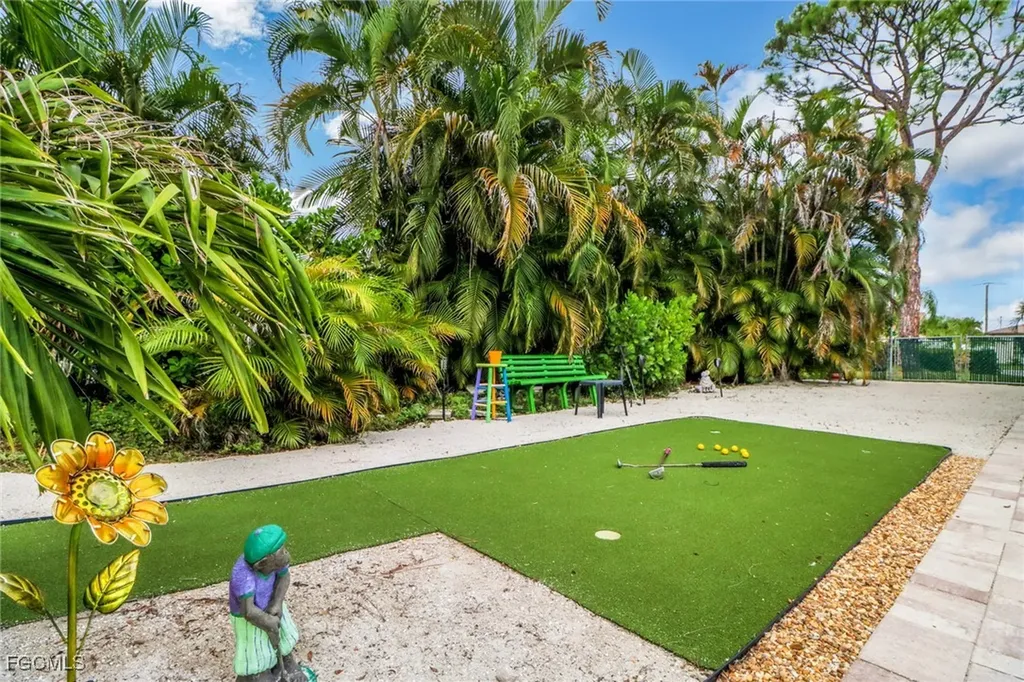 24 5th Street Bonita Springs FL 34134