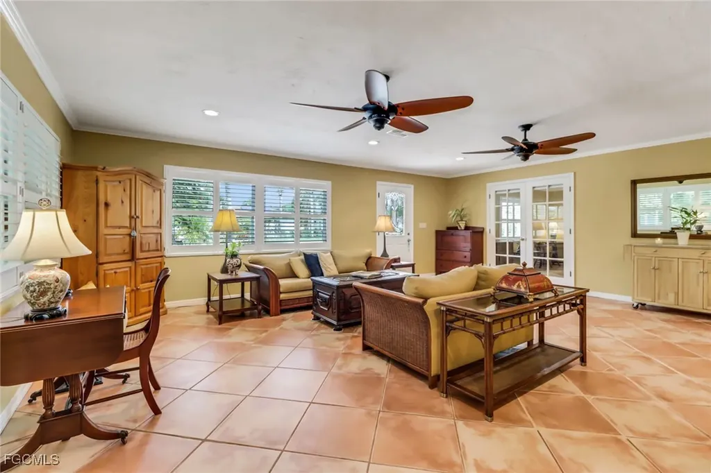 24 5th Street Bonita Springs FL 34134