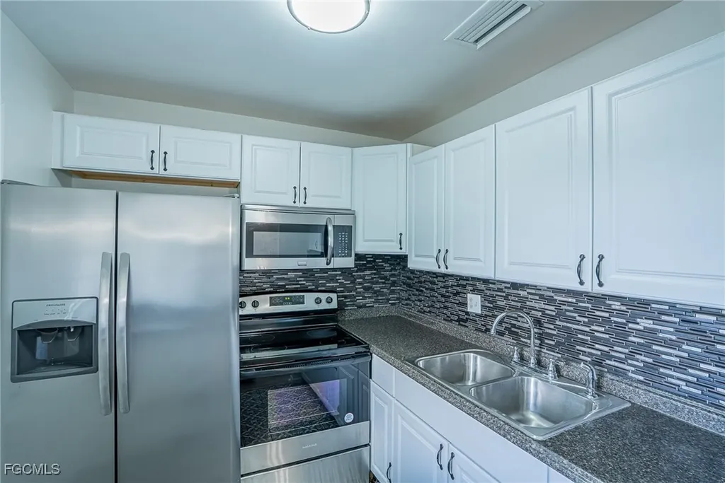 1503 Tropic Terrace North Fort Myers FL 33903