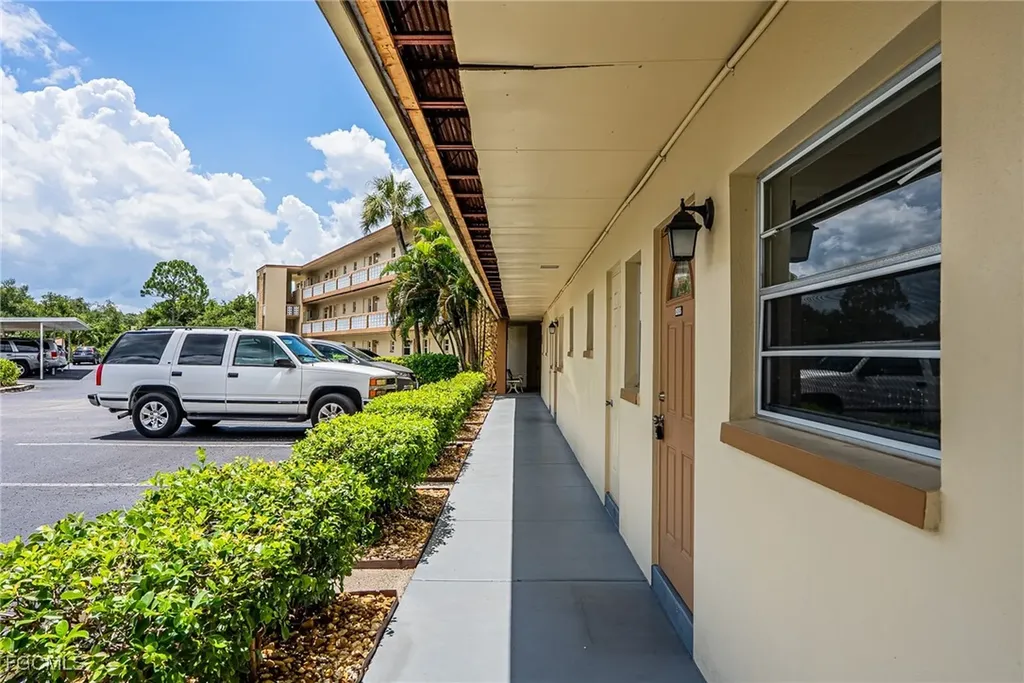 1503 Tropic Terrace North Fort Myers FL 33903