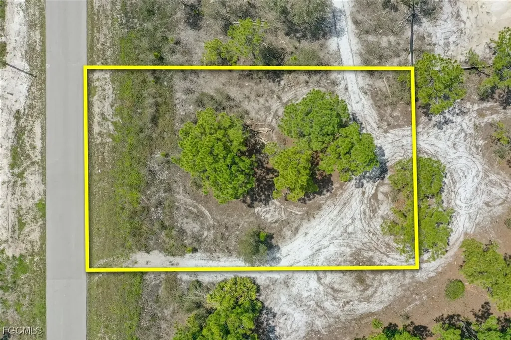 762 Crystal Avenue S Lehigh Acres FL 33974