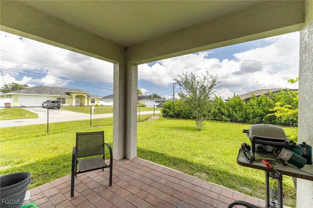 303 NE 6th Street Cape Coral FL 33909