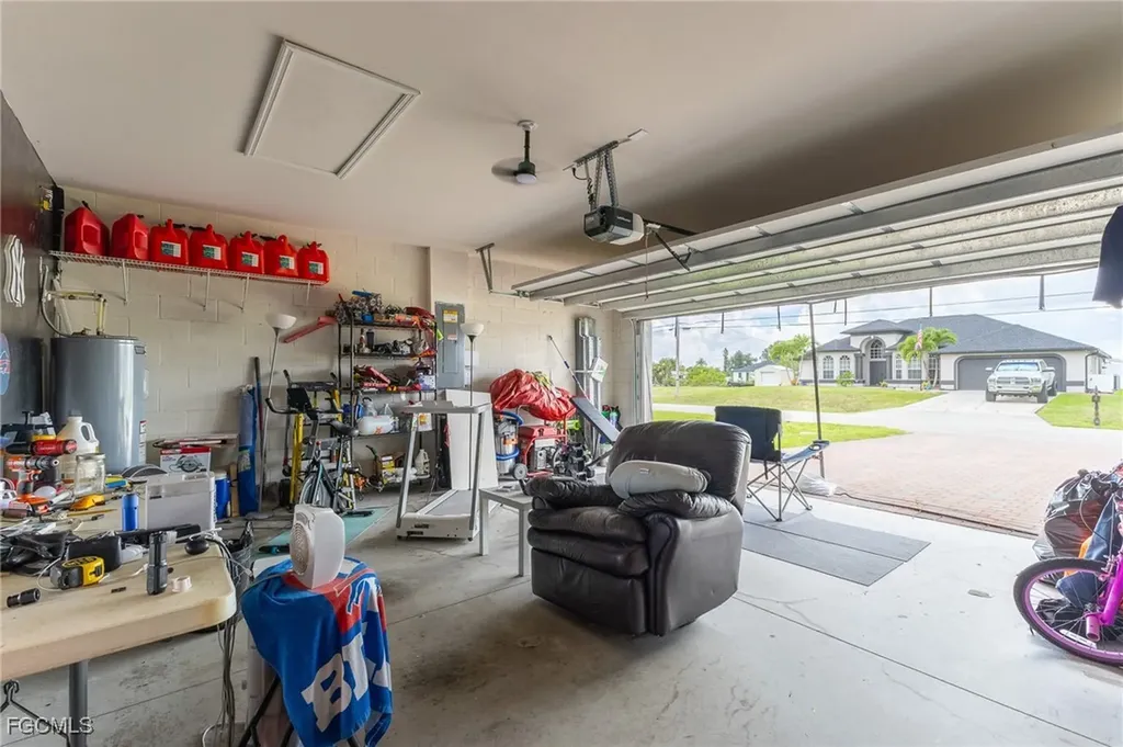 303 NE 6th Street Cape Coral FL 33909