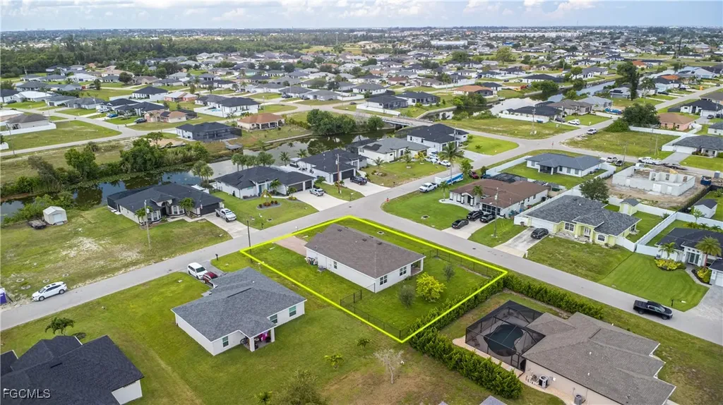303 NE 6th Street Cape Coral FL 33909