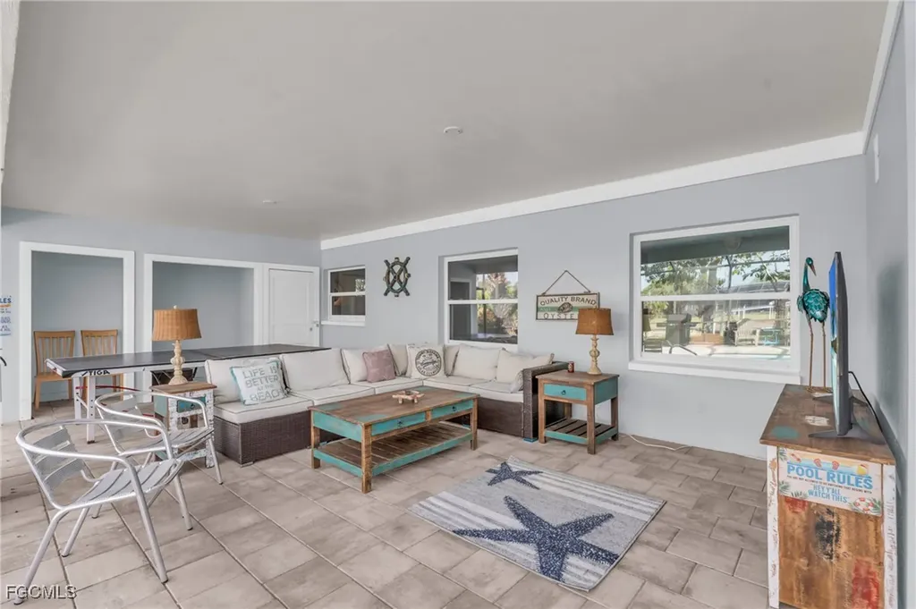 1443 Windsor Court Cape Coral FL 33904