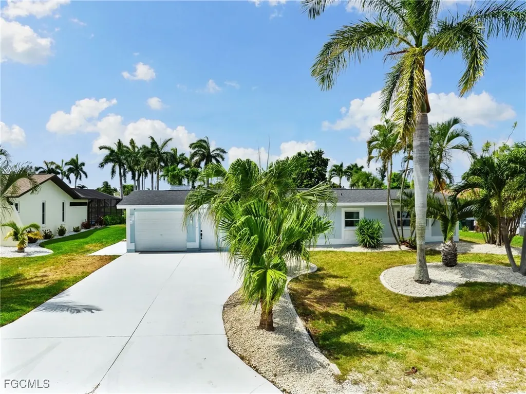 1443 Windsor Court Cape Coral FL 33904