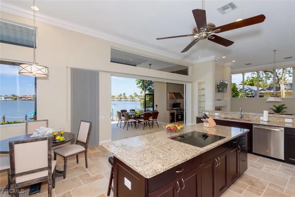 4902 SW 5th Place Cape Coral FL 33914