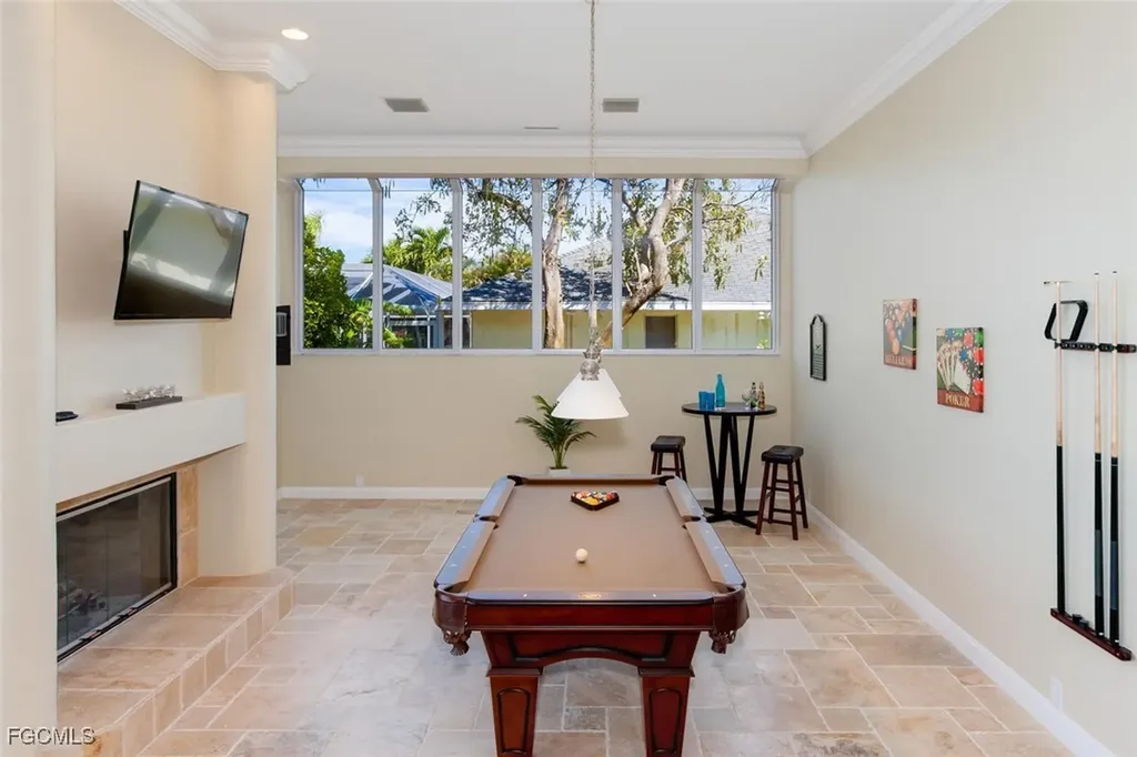 4902 SW 5th Place Cape Coral FL 33914