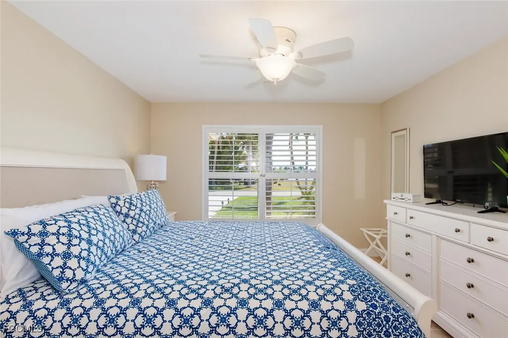 4902 SW 5th Place Cape Coral FL 33914