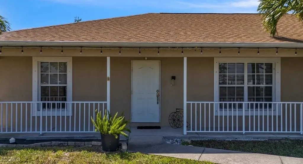 1526 NW 21st Place Cape Coral FL 33993