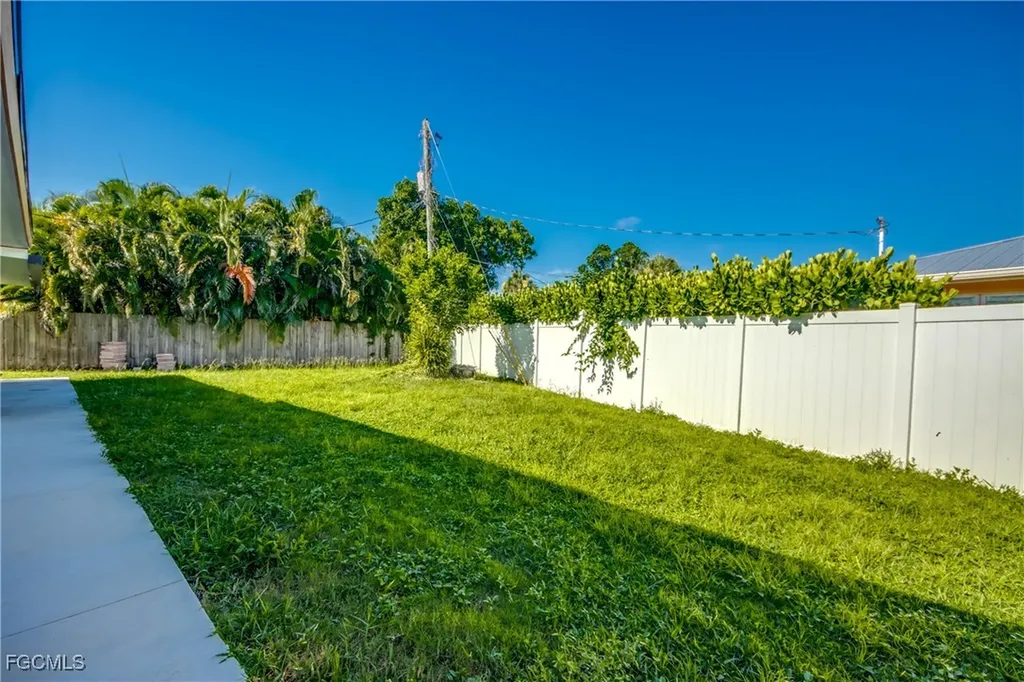 5020 Westminster Drive Fort Myers FL 33919