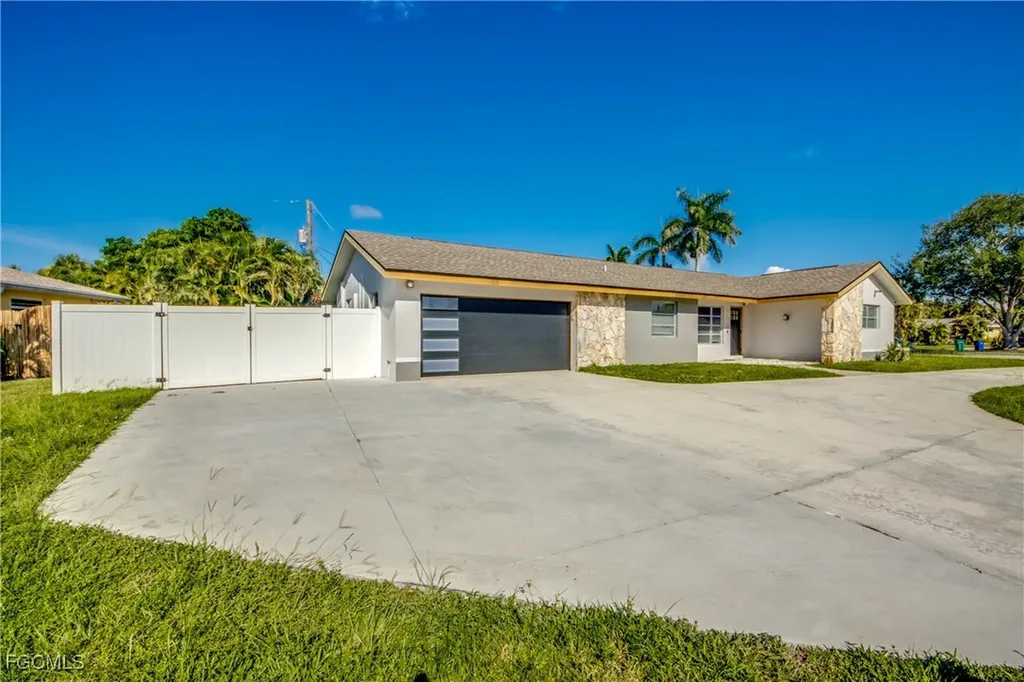 5020 Westminster Drive Fort Myers FL 33919