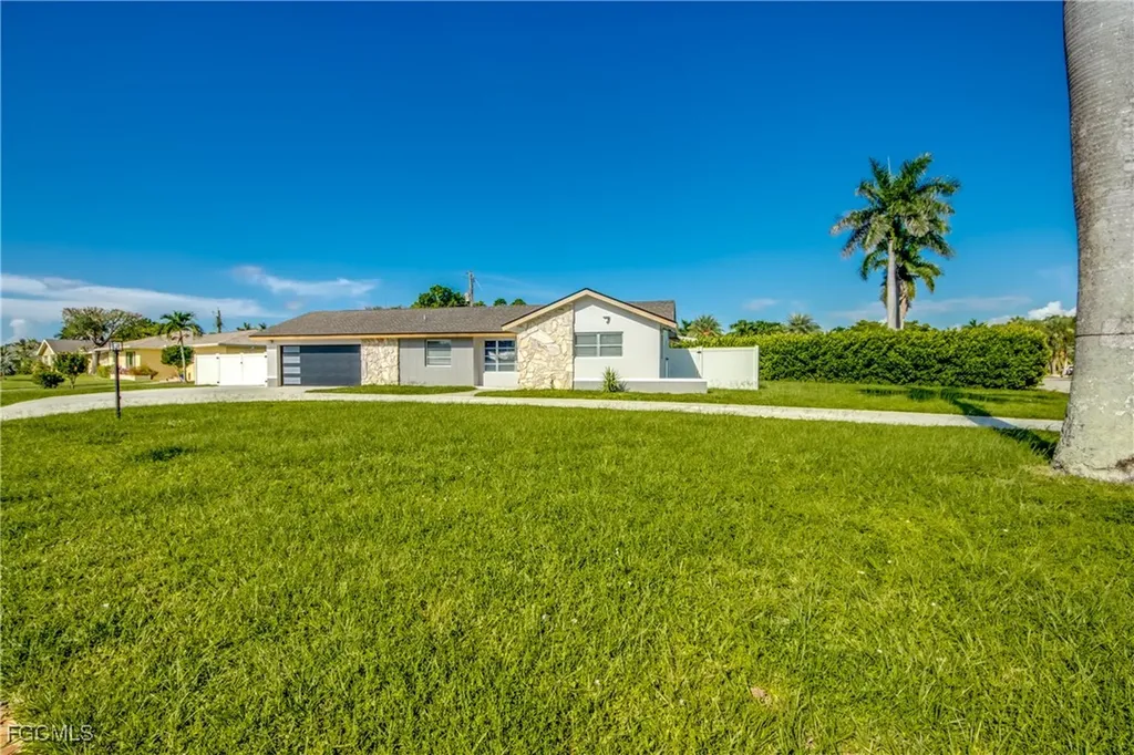 5020 Westminster Drive Fort Myers FL 33919