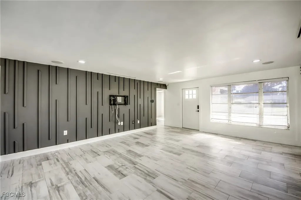 5020 Westminster Drive Fort Myers FL 33919