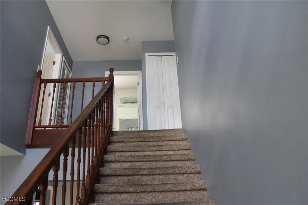 1834 NW 5th Place Cape Coral FL 33993