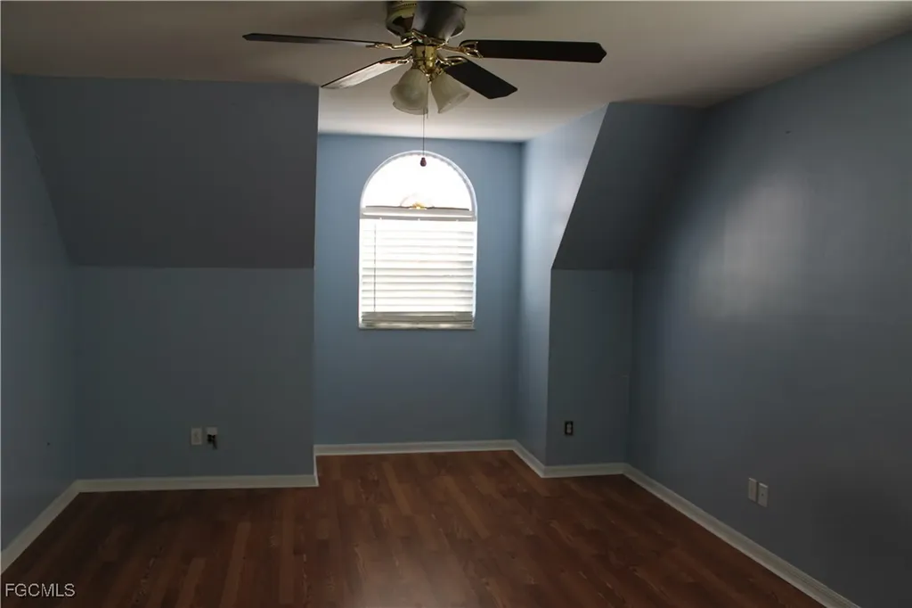 1834 NW 5th Place Cape Coral FL 33993