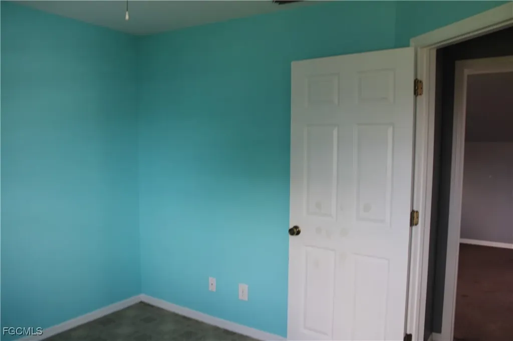 1834 NW 5th Place Cape Coral FL 33993