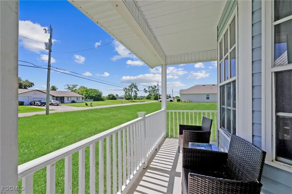 1834 NW 5th Place Cape Coral FL 33993