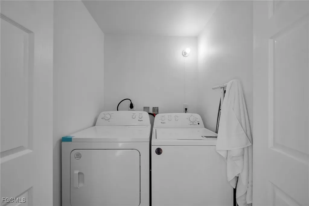 4118 SE 3rd Avenue Cape Coral FL 33904