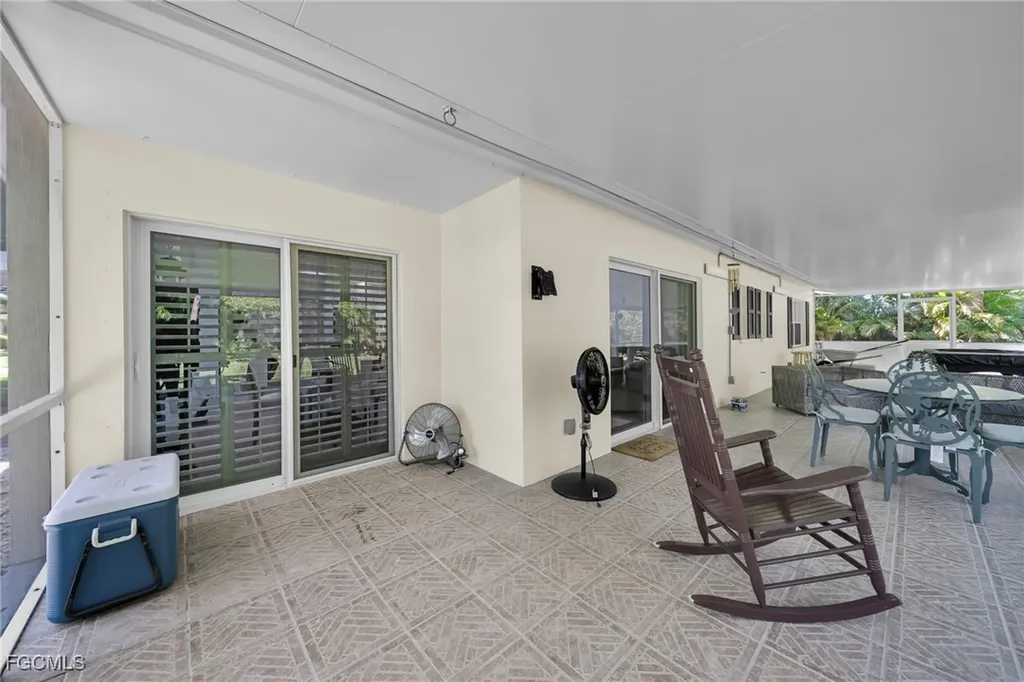 4118 SE 3rd Avenue Cape Coral FL 33904