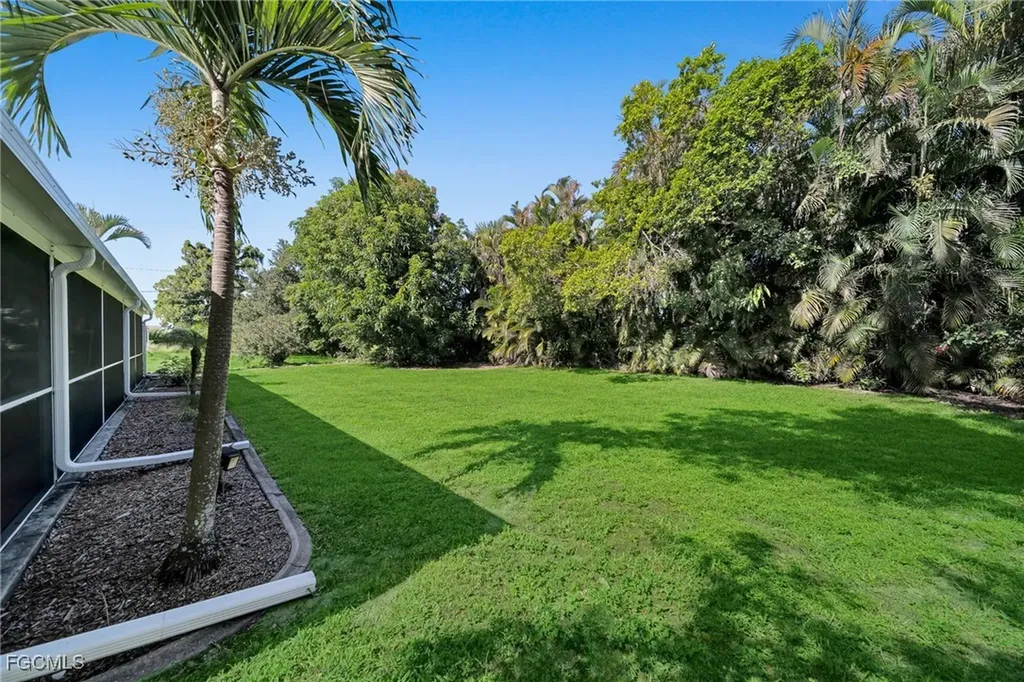 4118 SE 3rd Avenue Cape Coral FL 33904