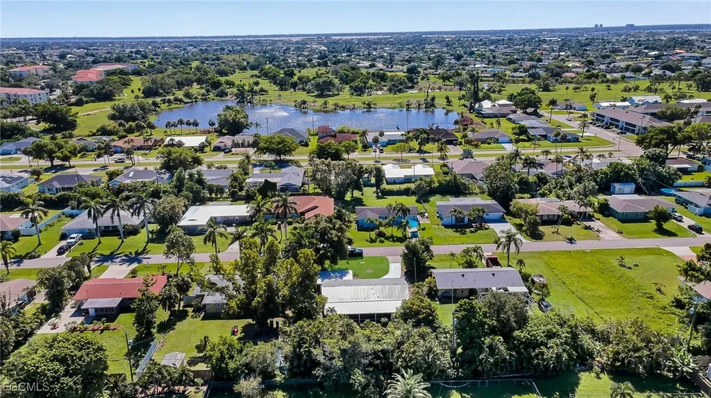 4118 SE 3rd Avenue Cape Coral FL 33904