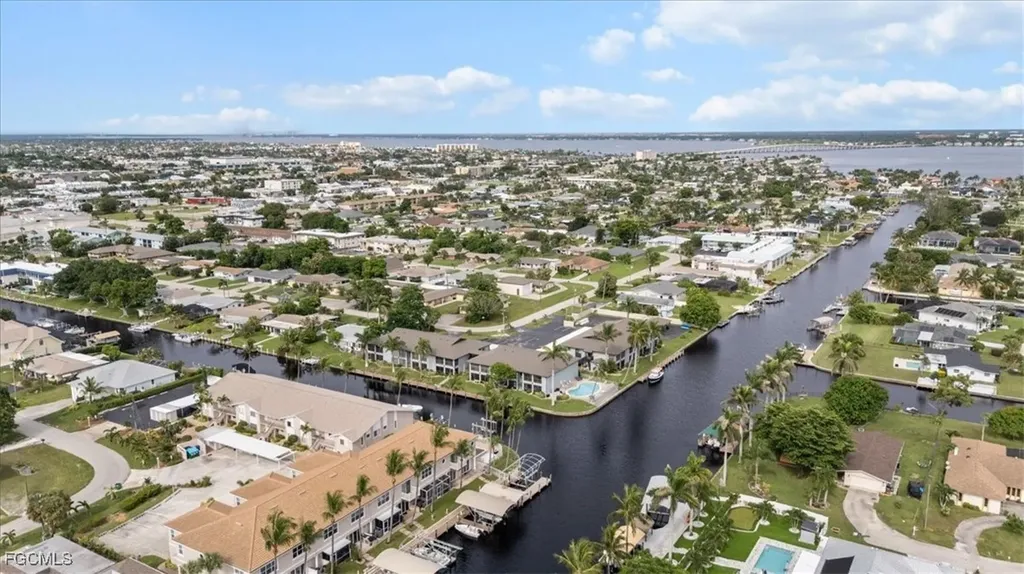 4926 Vincennes Street Cape Coral FL 33904
