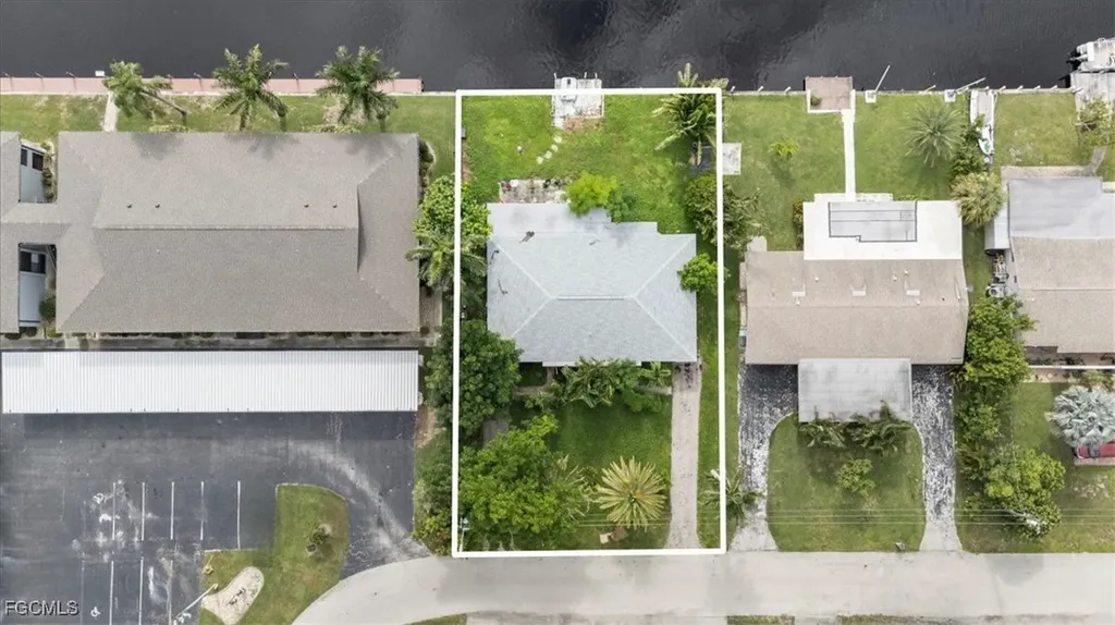 4926 Vincennes Street Cape Coral FL 33904