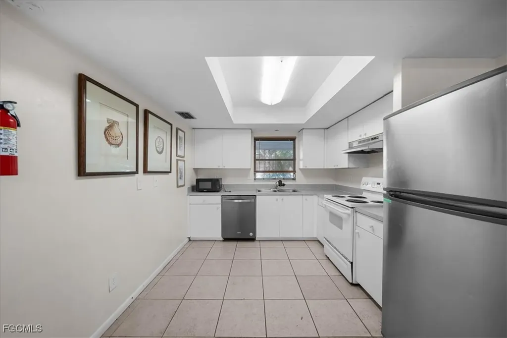 4926 Vincennes Street Cape Coral FL 33904