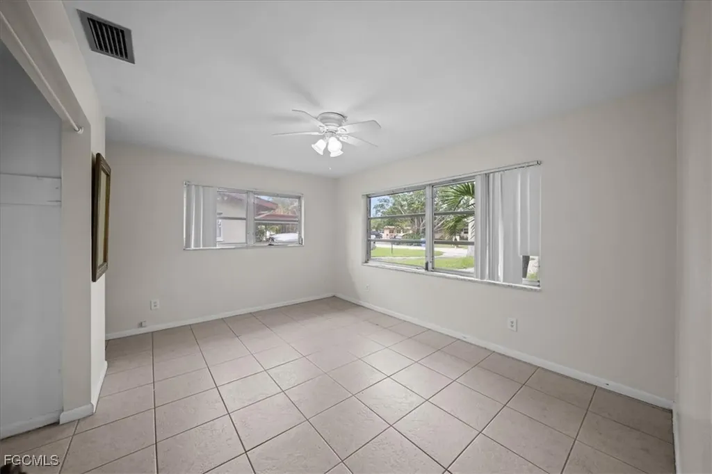 4926 Vincennes Street Cape Coral FL 33904