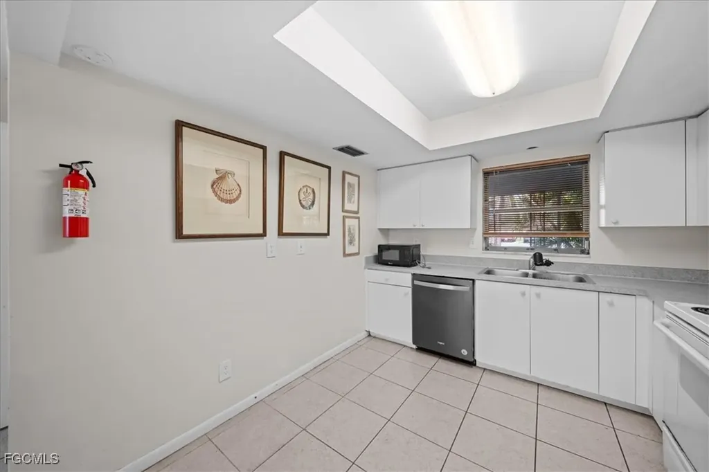 4926 Vincennes Street Cape Coral FL 33904