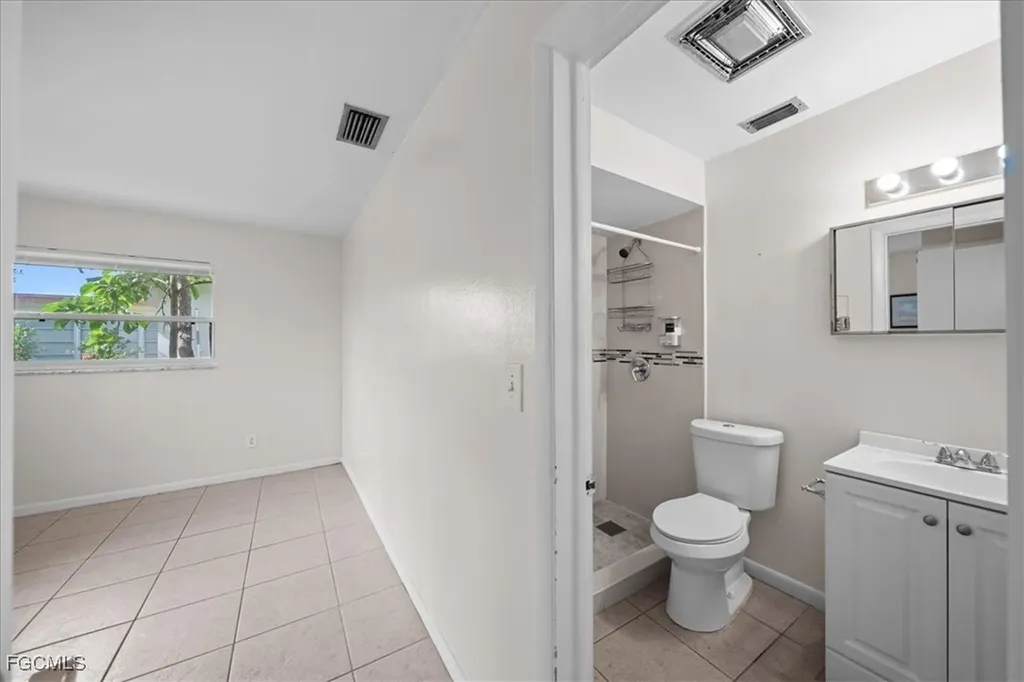 4926 Vincennes Street Cape Coral FL 33904