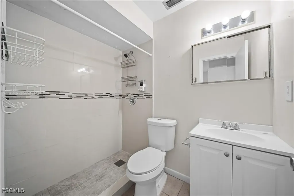 4926 Vincennes Street Cape Coral FL 33904
