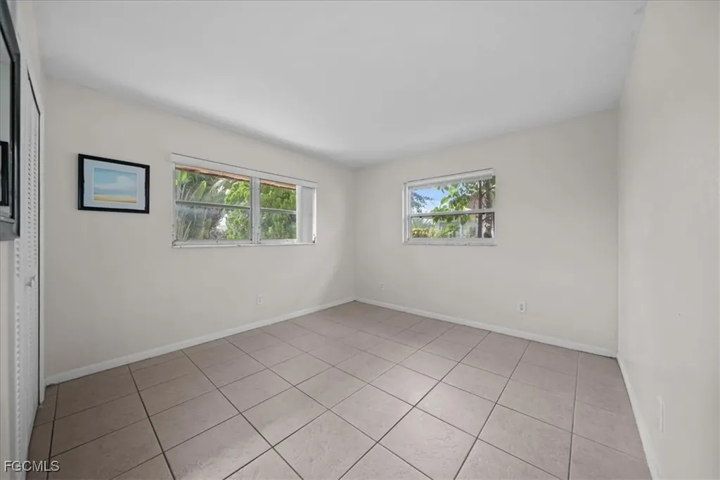 4926 Vincennes Street Cape Coral FL 33904