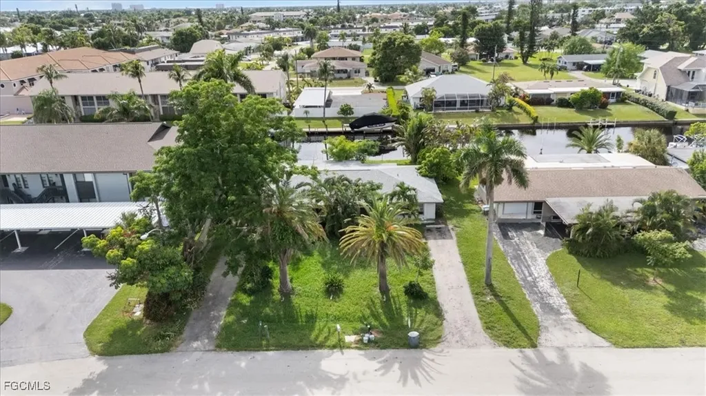 4926 Vincennes Street Cape Coral FL 33904
