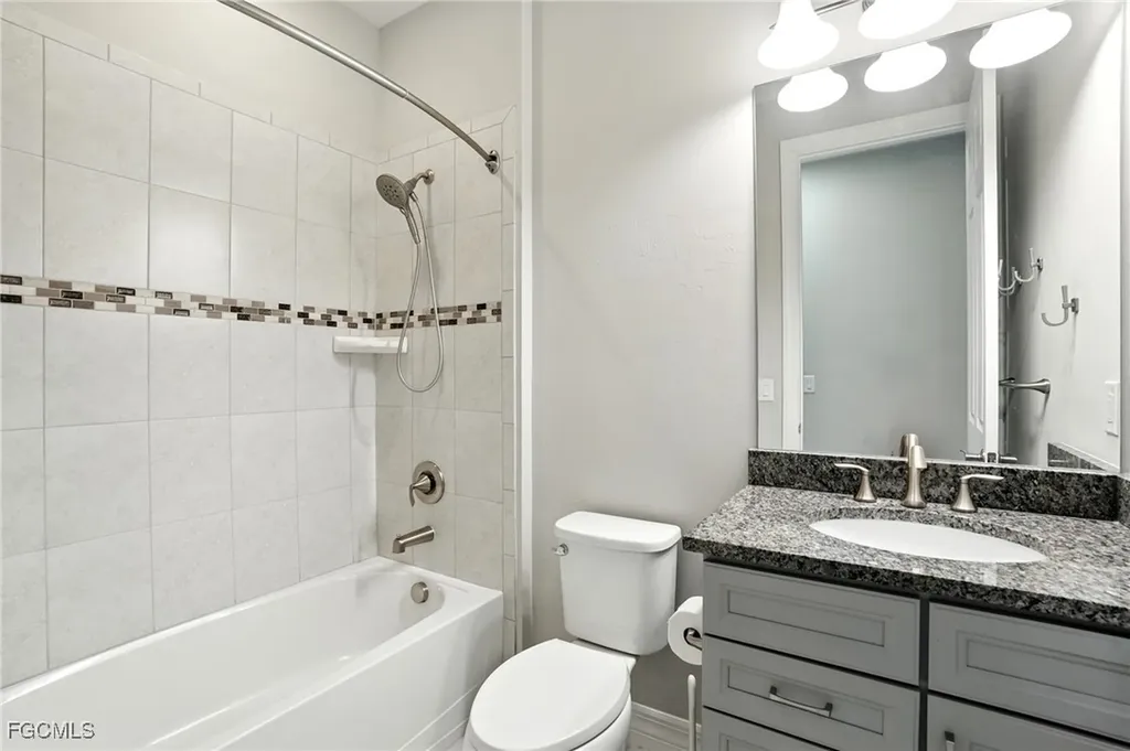 15720 Angelica Drive Alva FL 33920