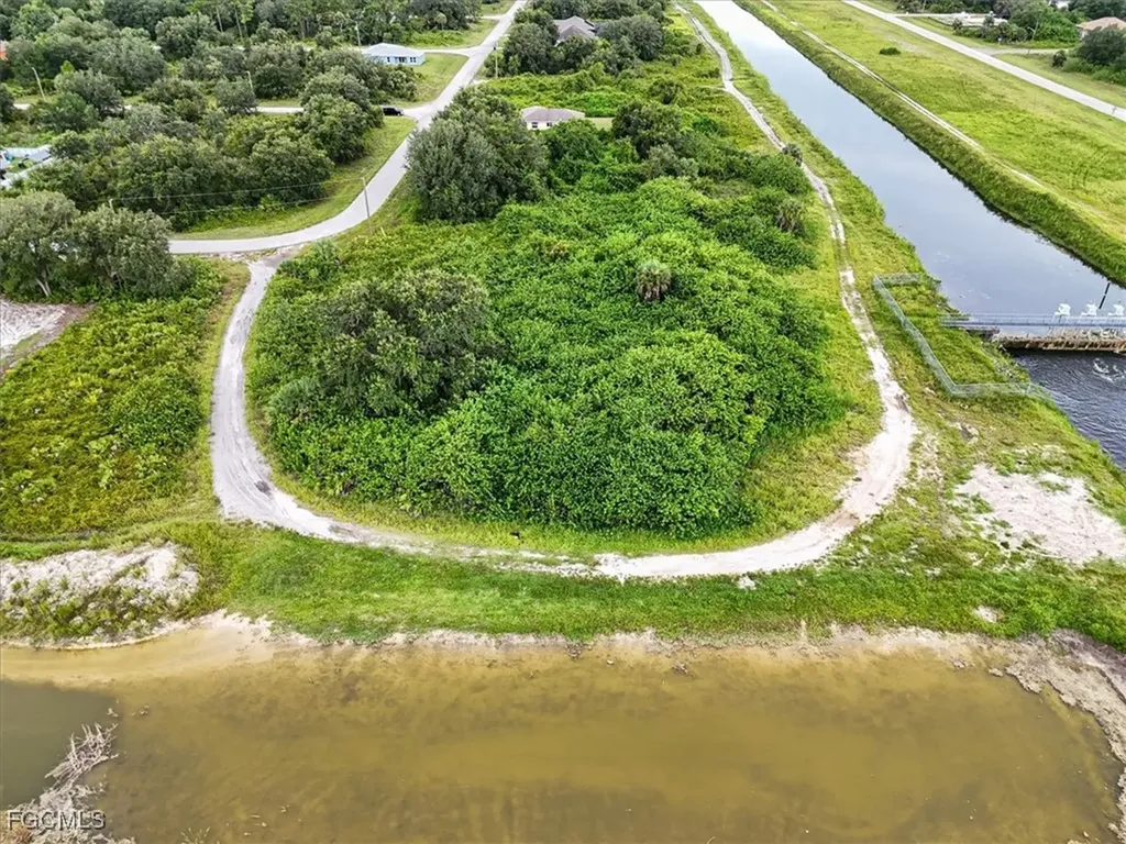 1973 Westboro Loop Lehigh Acres FL 33972