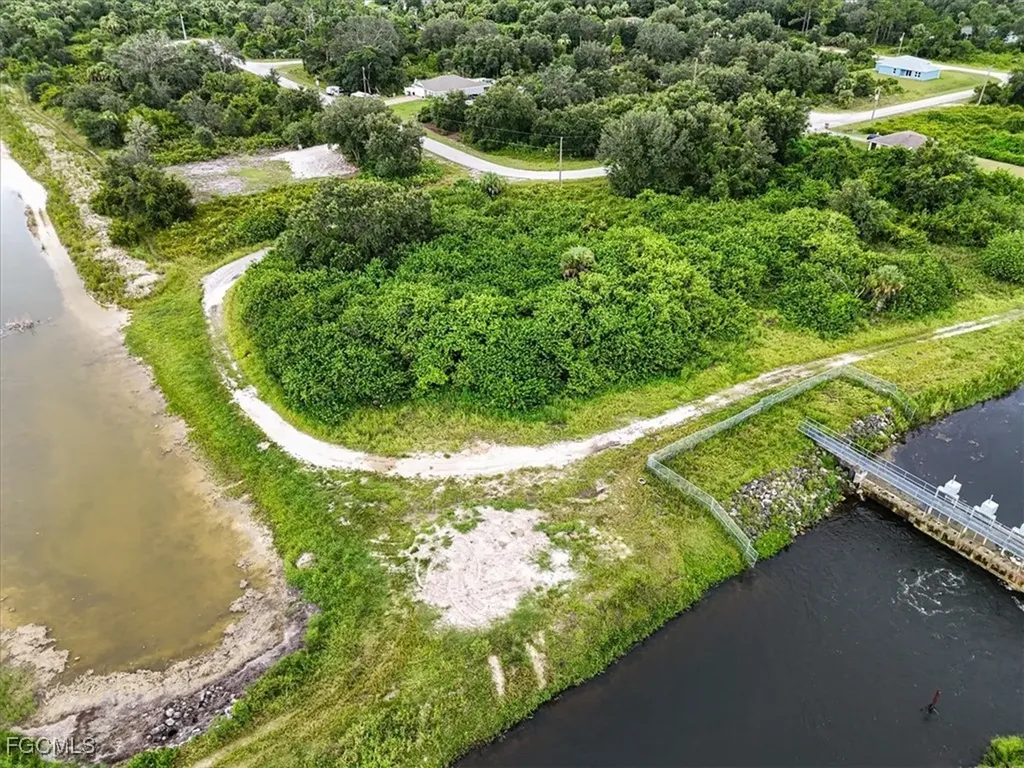 1973 Westboro Loop Lehigh Acres FL 33972