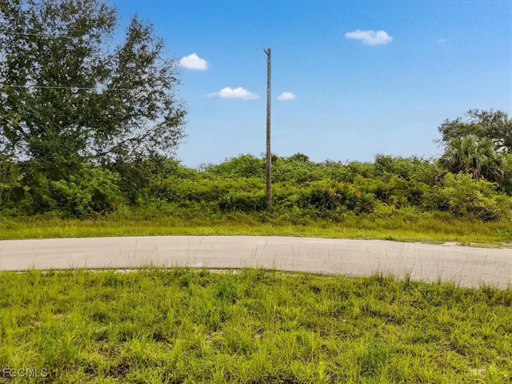 1973 Westboro Loop Lehigh Acres FL 33972