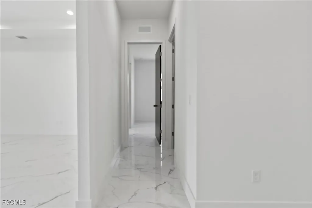 9047 Maywood Circle Labelle FL 33935