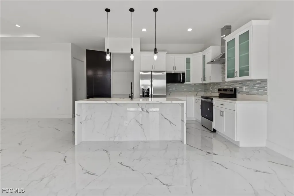 9047 Maywood Circle Labelle FL 33935
