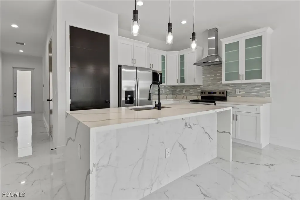 9047 Maywood Circle Labelle FL 33935