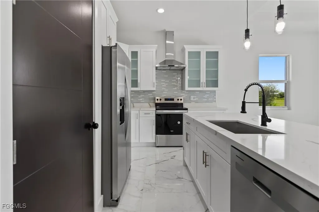 9047 Maywood Circle Labelle FL 33935