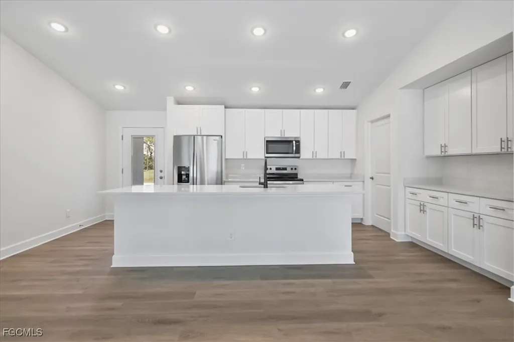 1226 NW 19th Terrace Cape Coral FL 33993