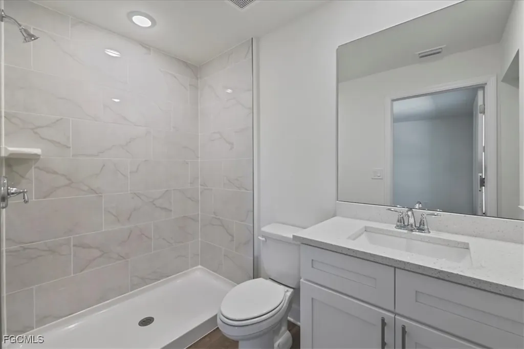 1226 NW 19th Terrace Cape Coral FL 33993