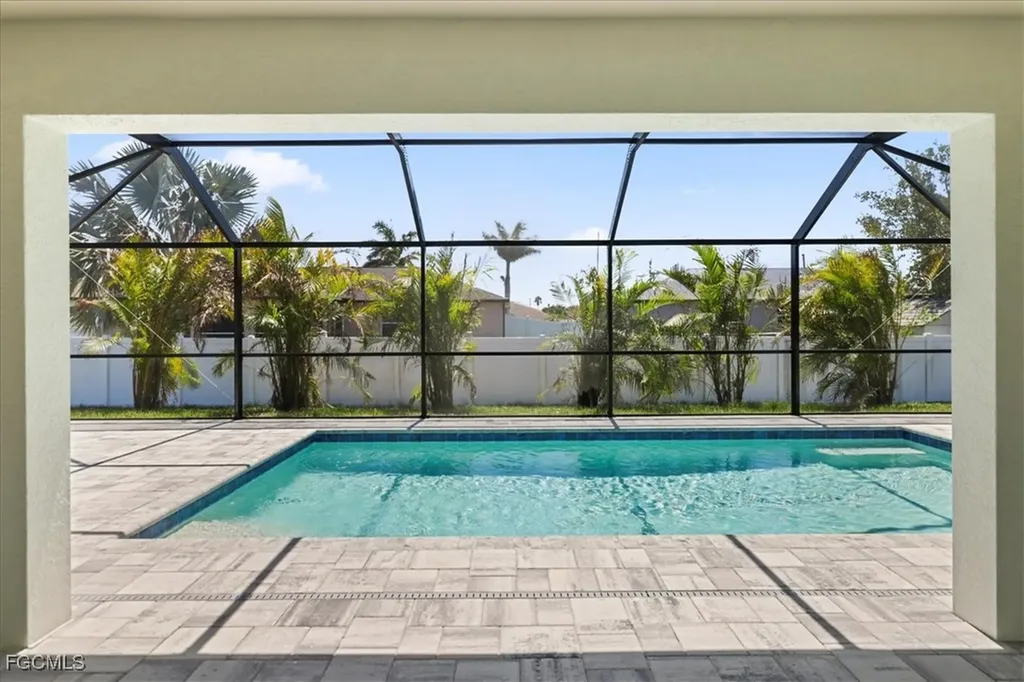 1226 NW 19th Terrace Cape Coral FL 33993