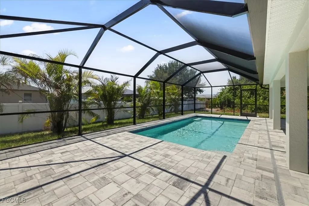 1226 NW 19th Terrace Cape Coral FL 33993