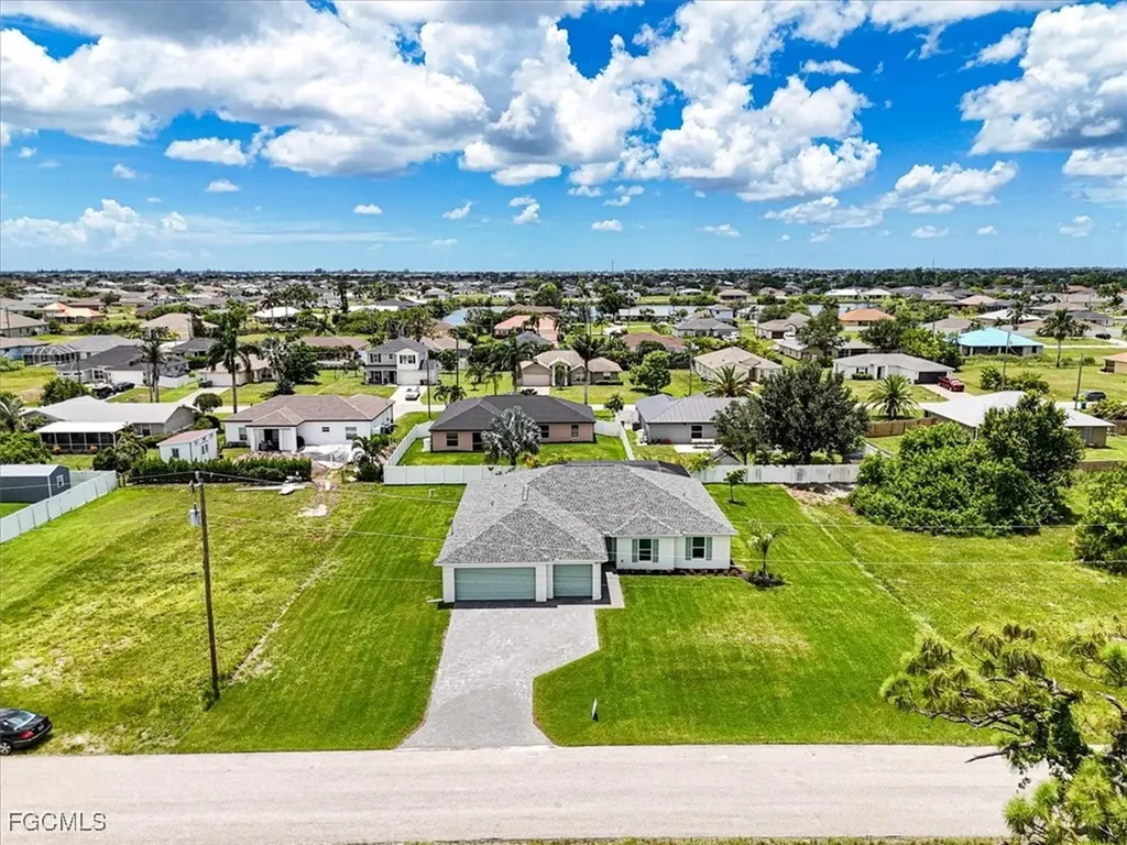 1226 NW 19th Terrace Cape Coral FL 33993
