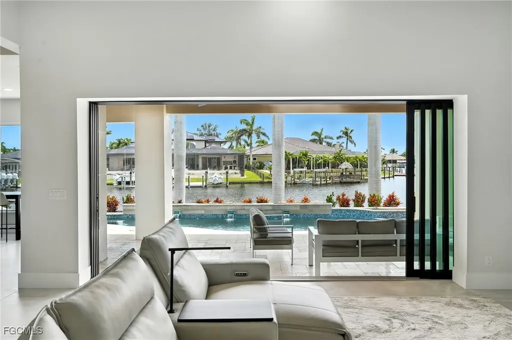 1502 SW 57th Street Cape Coral FL 33914